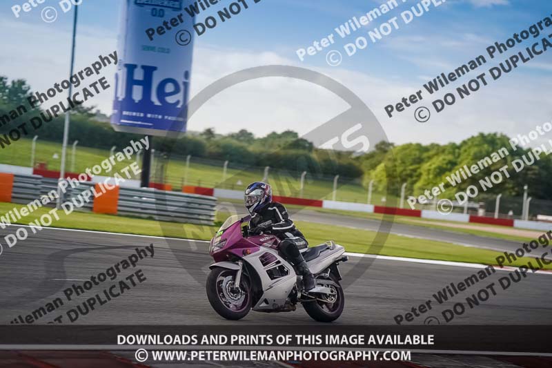 donington no limits trackday;donington park photographs;donington trackday photographs;no limits trackdays;peter wileman photography;trackday digital images;trackday photos